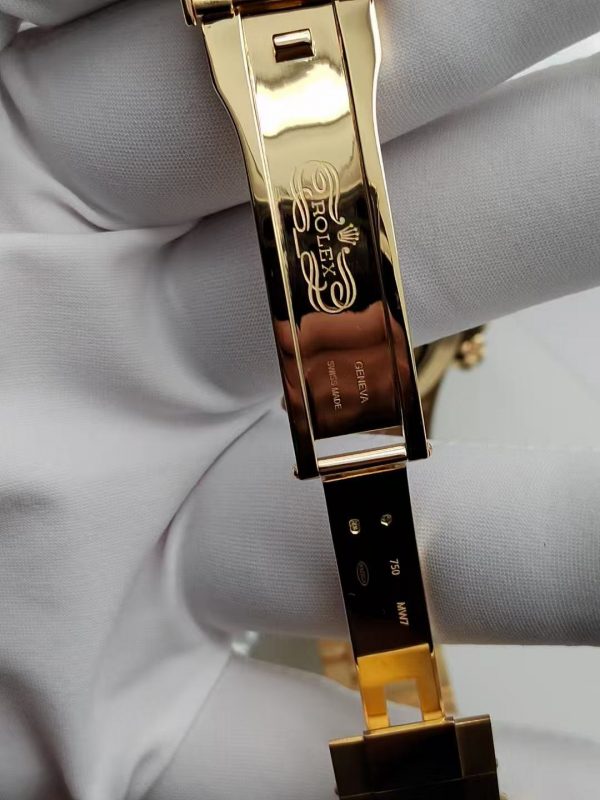 18K Gold Rolex Daytona 116508 - Image 5
